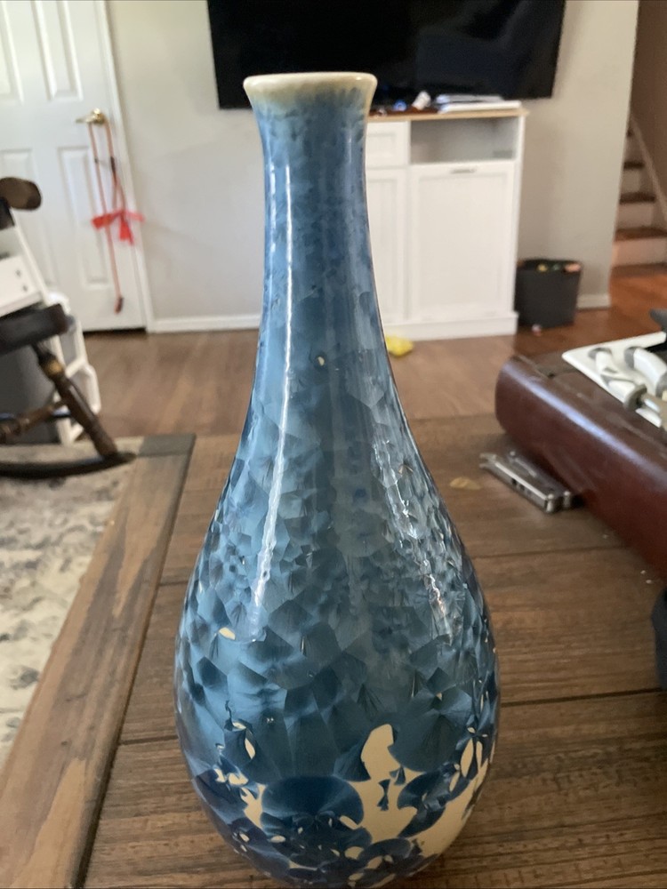 Stunning Studio Art Signed Ceramic Decorative Vase