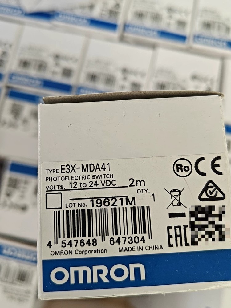 New in Box OMRON E3X-MDA41 Photoelectric Sensor Switch/b