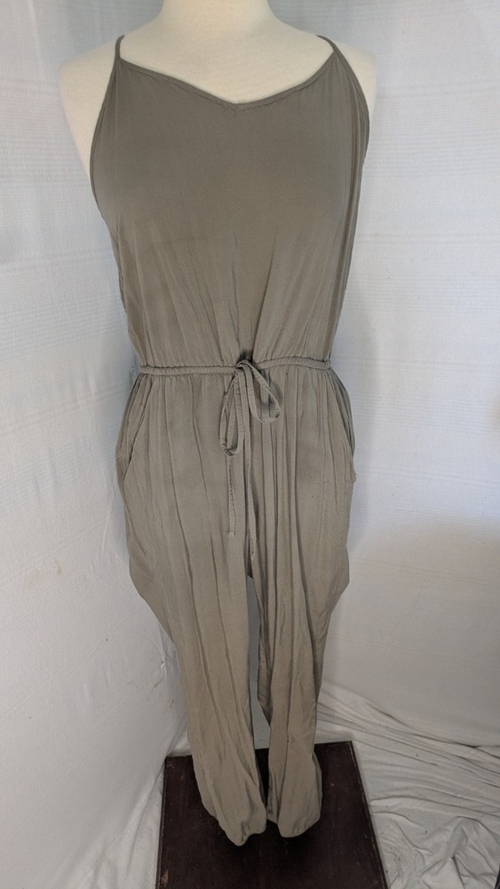 AERIE OFFLINE Strappy Lightweight Jumpsuit Black size M Green