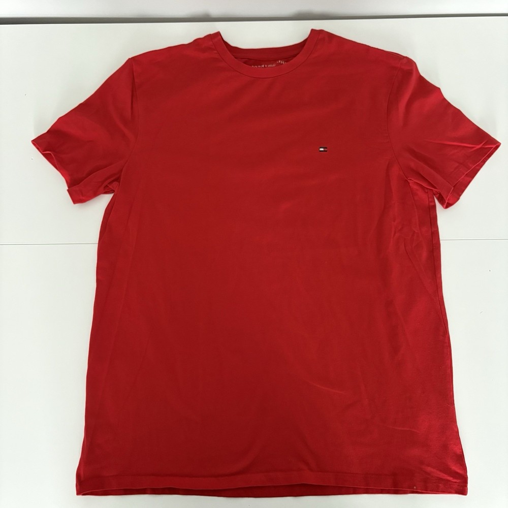 Tommy Hilfiger Men’s Red Basic Cotton Crewneck Tee Embroidered Logo Size L