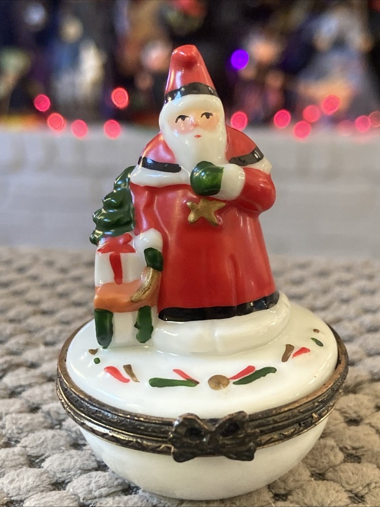 Midwest Of Cannon Falls Christmas Santa Porcelain Hinged trinket box
