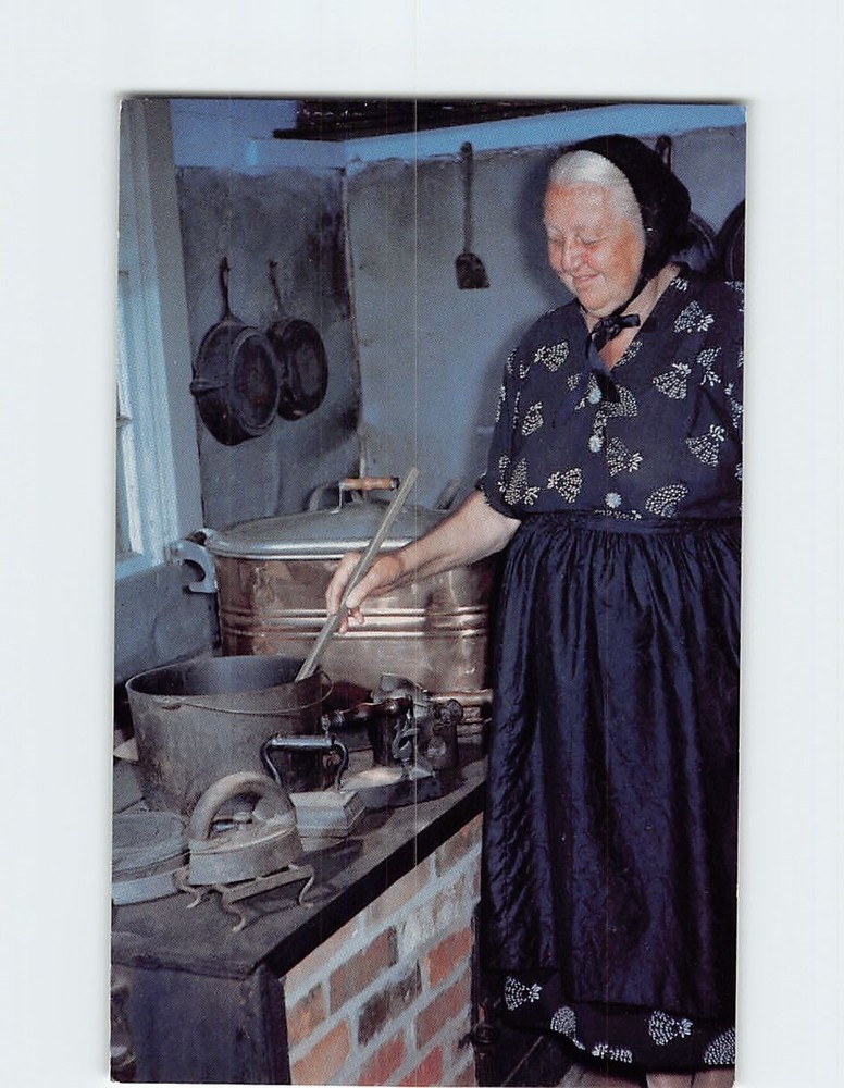 Postcard Community Kitchen Amana Colonies Iowa USA