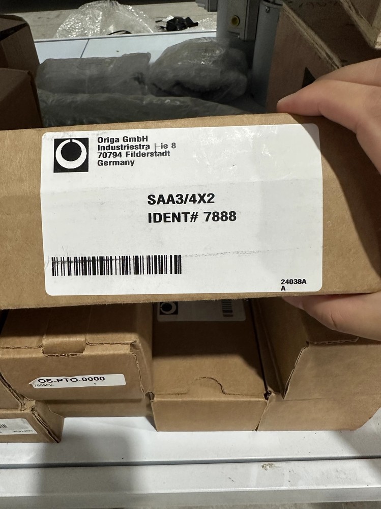 1pcs NEW Origa/PARKER SAA3/4*2 shock absorber