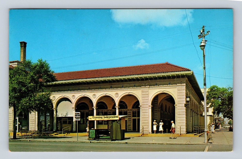 St Petersburg FL-Florida Open Air Post Office Vintage Postcard