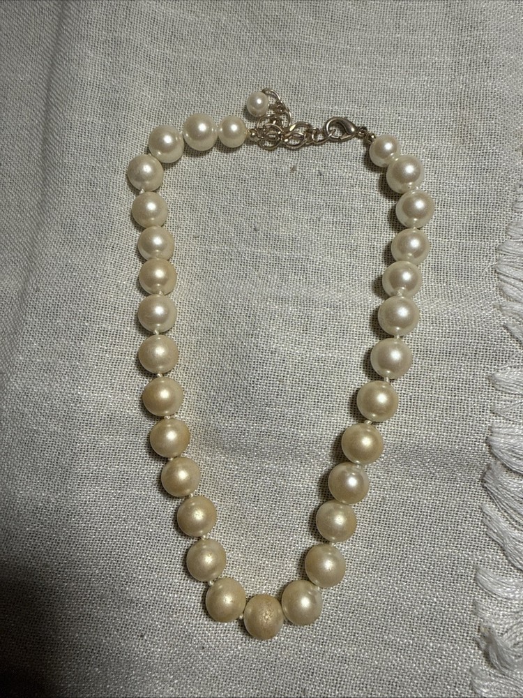 #4 Vintage Faux Pearl Beaded Necklace Gold-Tone Clasp Classic Elegant Strand