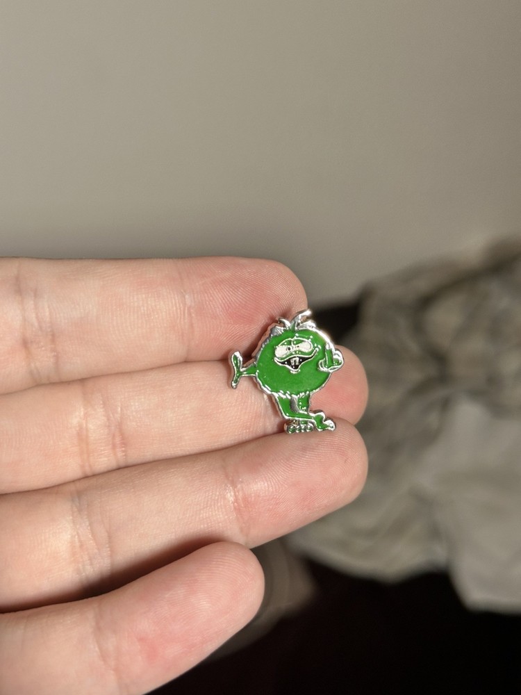 Supreme Camacho Pin Green FW23 OS