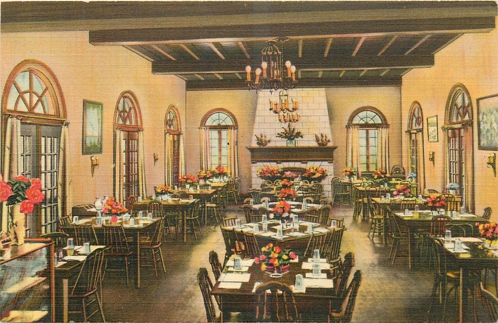 1940s Lake Eloise Florida Palm Terrace Interior restaurant Postcard 26-3508