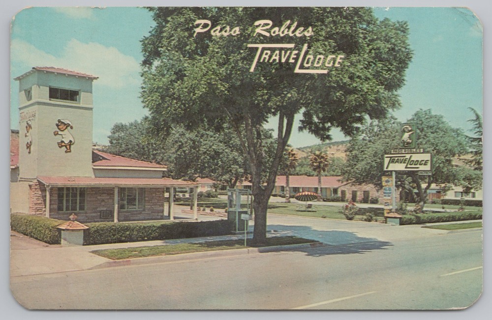 Roadside~Paso Robles Travelodge Paso Robles California~Vintage Postcard