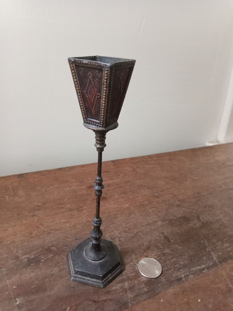 Vintage Beautiful Vantines Made in France 1058 Brass Incense Burner
