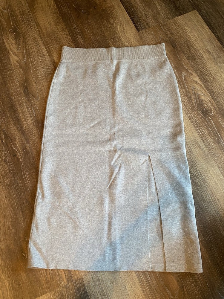 NWT Banana Republic Sliver MIDI Skirt With Slit Size Medium