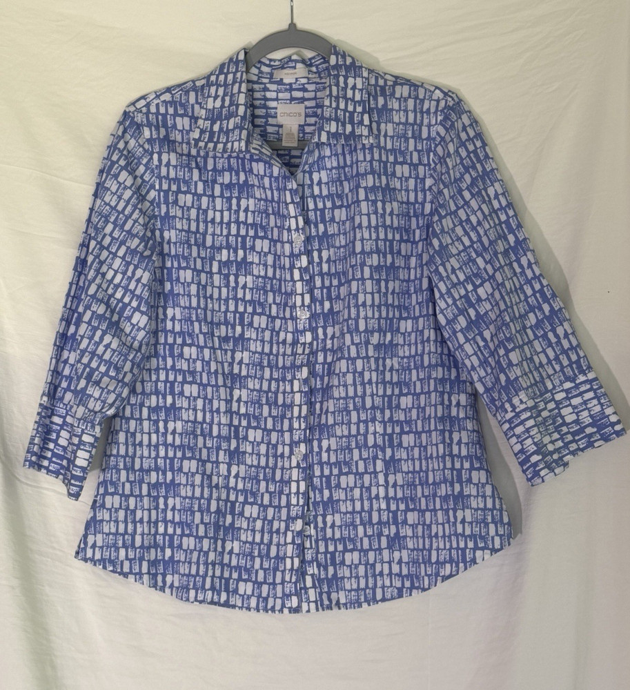 Chico's Non-Iron Geometric Blouse Blue White Button-Up 3/4 Sleeve Size 1