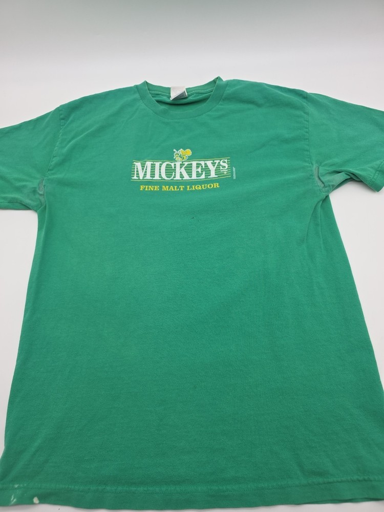 Y2K Vintage Mickeys Fine Malt Liquor T-Shirt Men’s Size Large Green.#38226