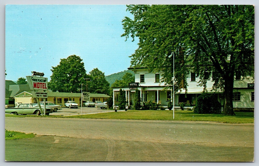 Postcard Canoe Place Inn, Street View, Port Allegany Pennsylvania Unposted