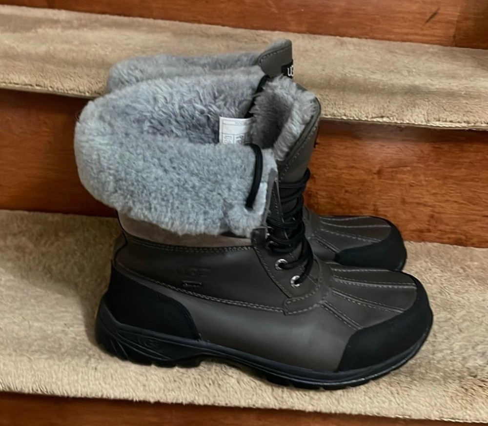 Authentic Ugg Australia Mens Waterproof Snow Boots Size 8 Like New