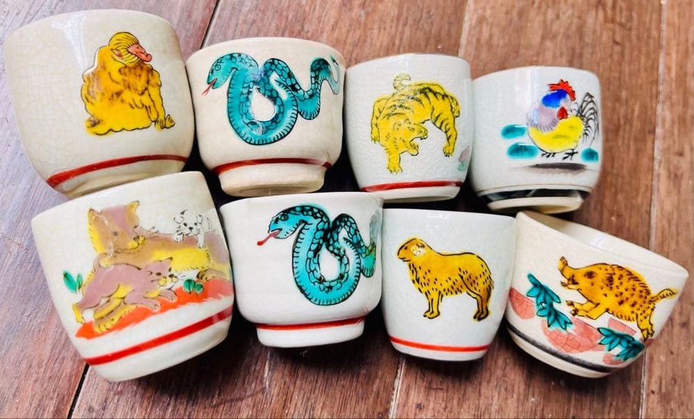 Kutani Ware Animal Pattern Choko Set of 8 Japanese Porcelain Gift