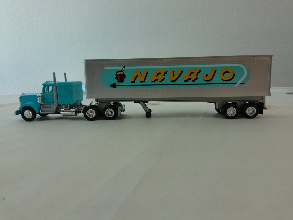 Lionel 513181 O and O27 Gauge Navajo Semi Trailer