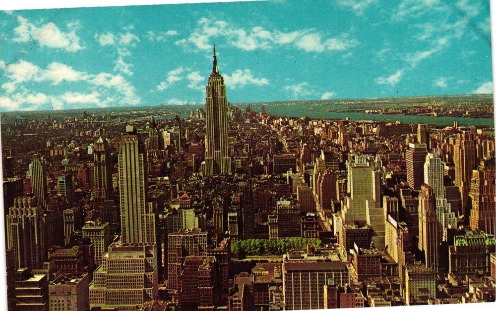 Vintage 1960s Empire State Building New York Postcard