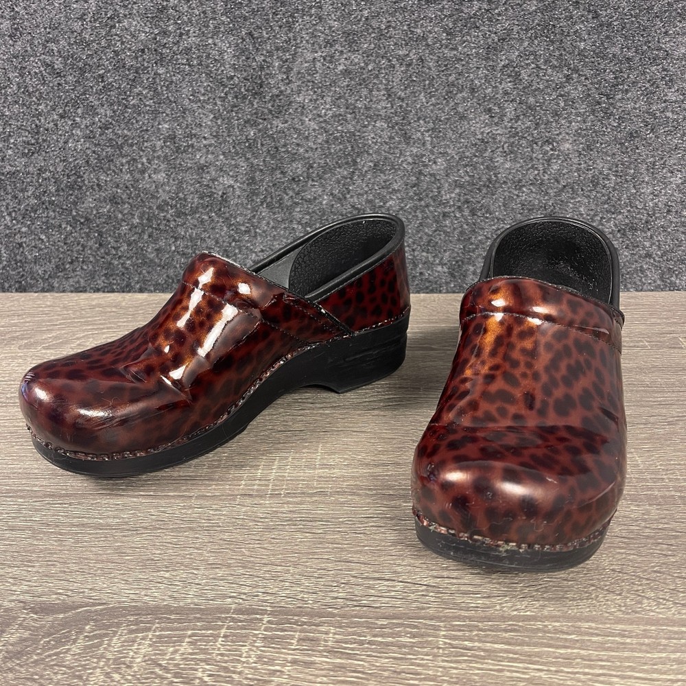 Dansko Women’s Shoes Size 40 US 9 Cheetah Print Professional Clogs Brown Nursing