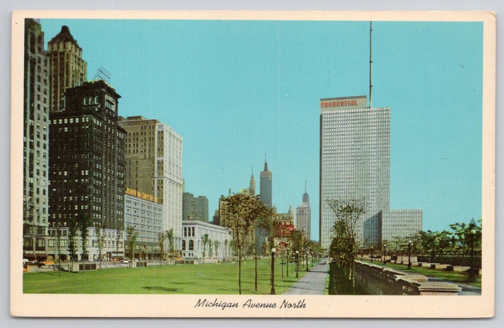 Vintage Michigan Avenue Chicago Postcard Prudential Building Curteichcolor 1950s
