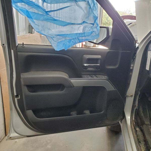 SILVRDO15 2017 Front Door Trim Panel 1030435