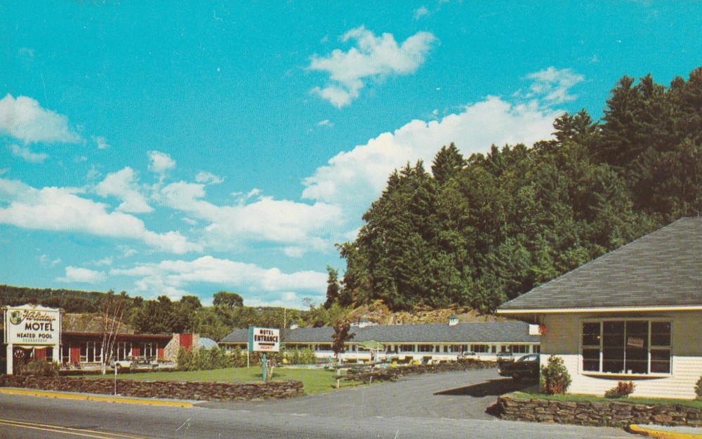 St. Johnsburg Vermont, Holiday Inn, Hotel, Motel, Vintage Postcard