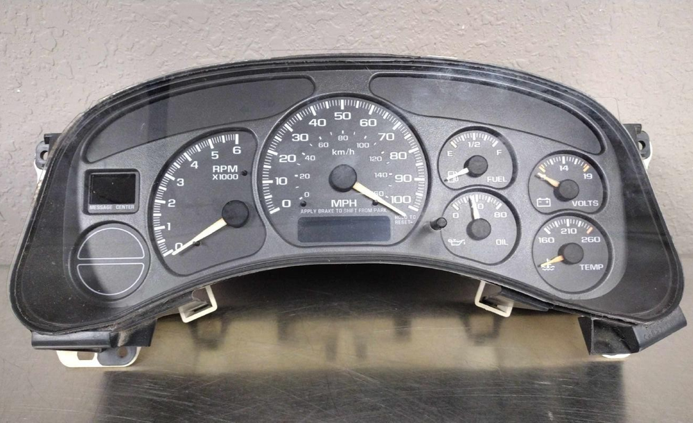 2000-2002 Chevy Silverado 1500 2500 3500 Speedometer Cluster MPH AT US OEM USED