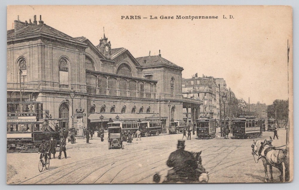 Vintage PARIS La Gare Montparnasse Train Station Street Scene Postcard L.D.