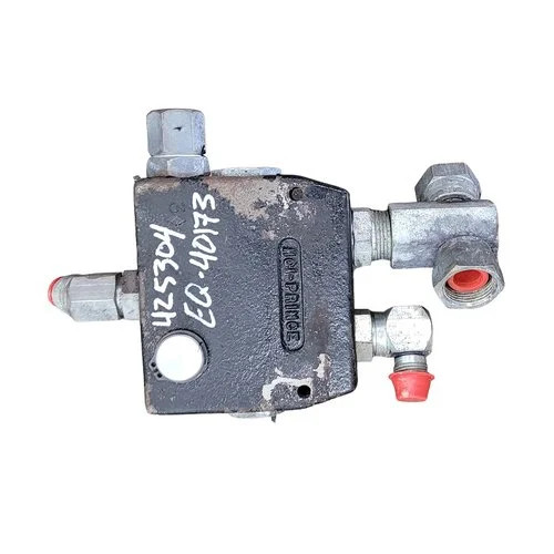 Used Hydraulic Valve fits Case IH 8520 8530 8540 8545 8820 8830 8840 7796394All parts include a FREE 1-year warranty!!!