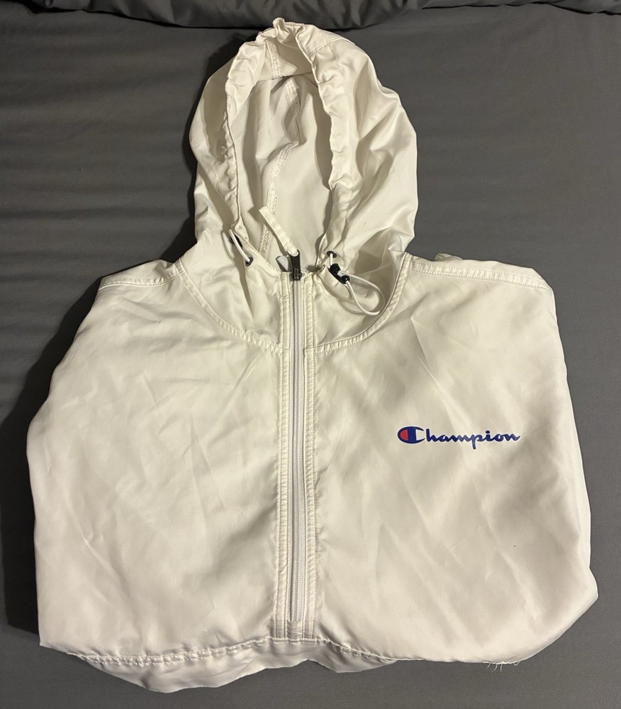 Champion Packable Half-zip Pullover Windbreaker Jacket. Large, White, Hooded