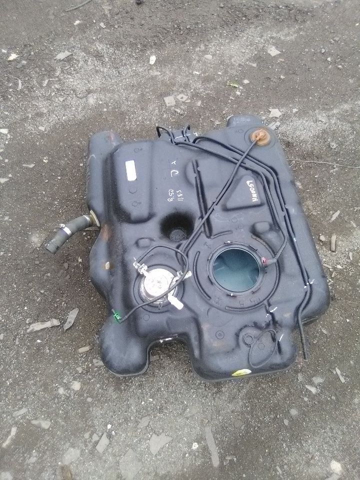 08-20 Dodge Caravan Fuel Tank 3.6 Liter