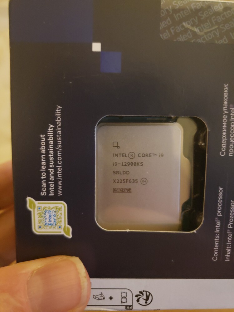 Intel Core i9-12900KS Processor (5.5 GHz, 16 Cores, Socket FCLGA1700) Box -...