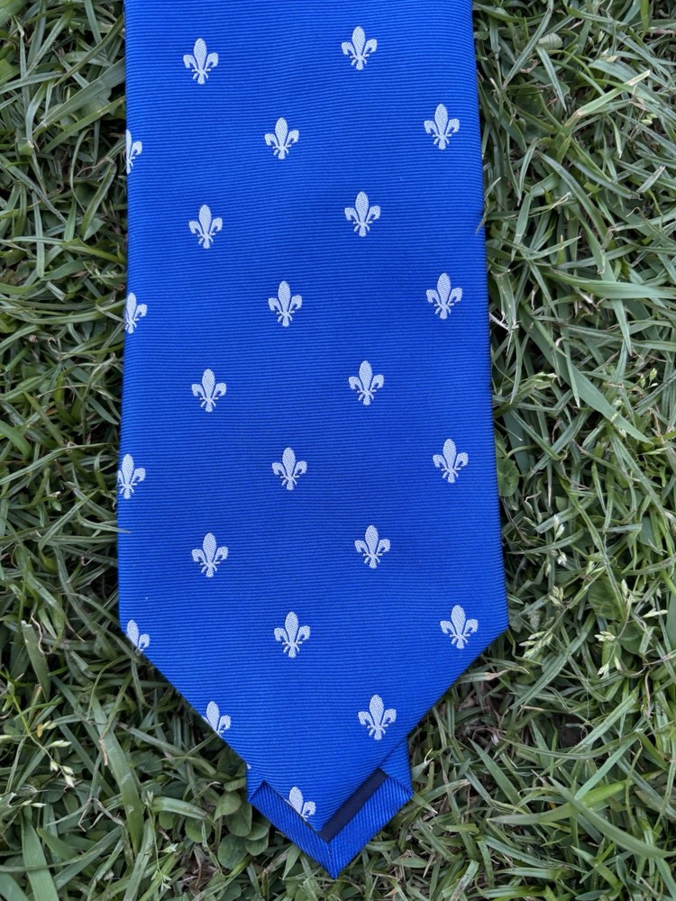 The Tie Bar Handmade 100% Silk Tie Fleur-de-lis Blue Formal Wedding Office