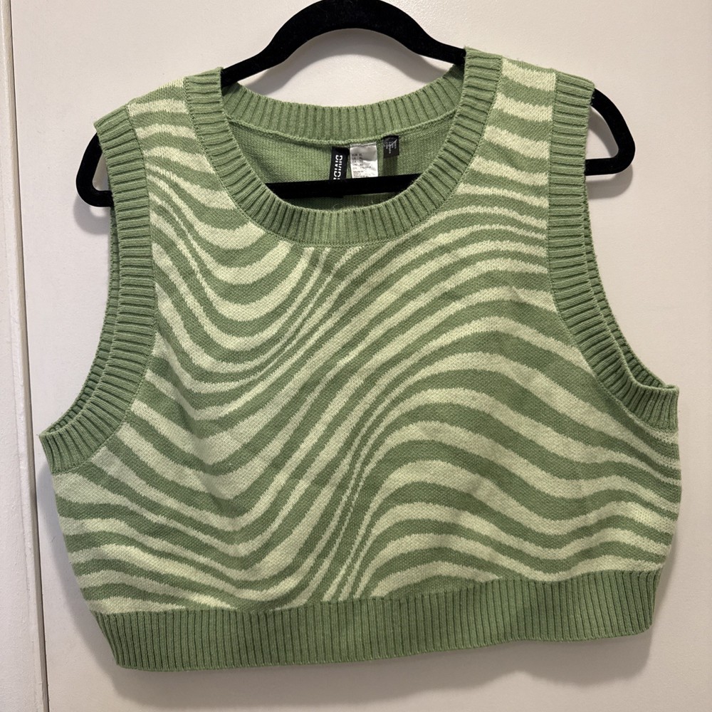 H&M Green Wavy Stripe Knit Sweater Vest Cropped Y2K Retro Size XL