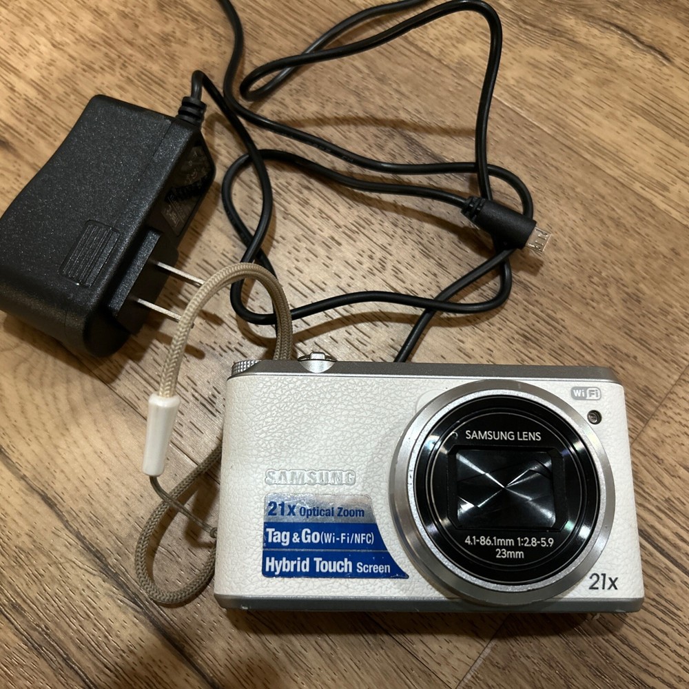 SAMSUNG WB350F Digital Camera with 16GB card, Battery & Charger