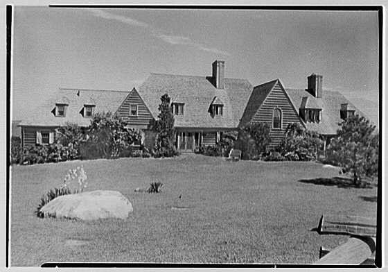 Henry W. Bagley, residence on Fishers Island, New York. Entrance facade, broad