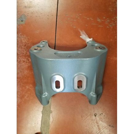 Detroit Diesel 23535669 Engine Mount   Front, Series 60, Steel