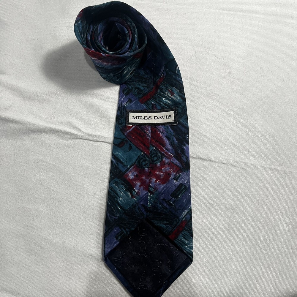 100% Silk Miles David Tie #62830