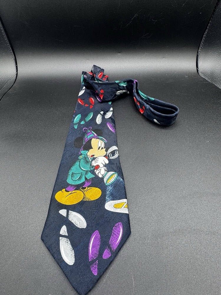 Vintage Mickey Unlimited Detective Mickey Tie Disney Necktie Made In Italy.