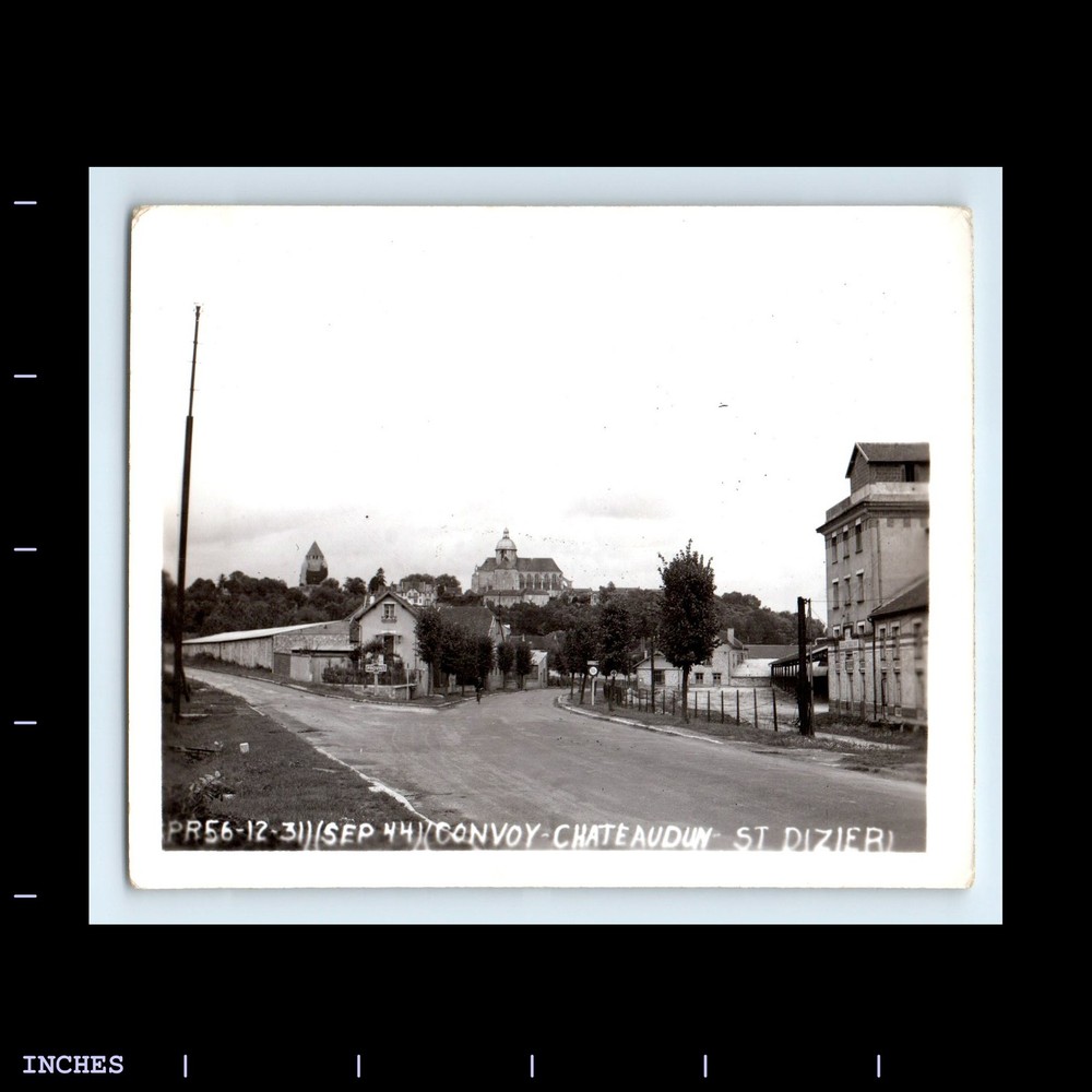 Old Vintage Photo STREET SCENE WW2 CHATEAUDUN FRANCE ST DIZIER 1944 WW2