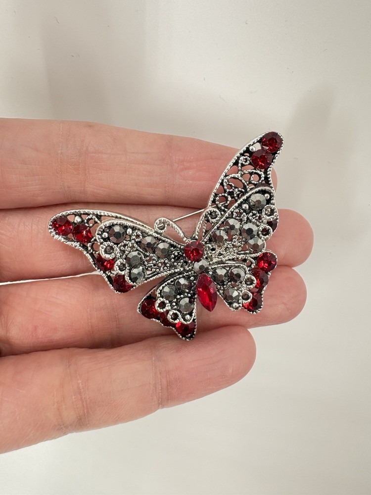 Vintage Style Silver Butterfly Red Gray Rhinestone Brooch Pin Fashion Jewelry