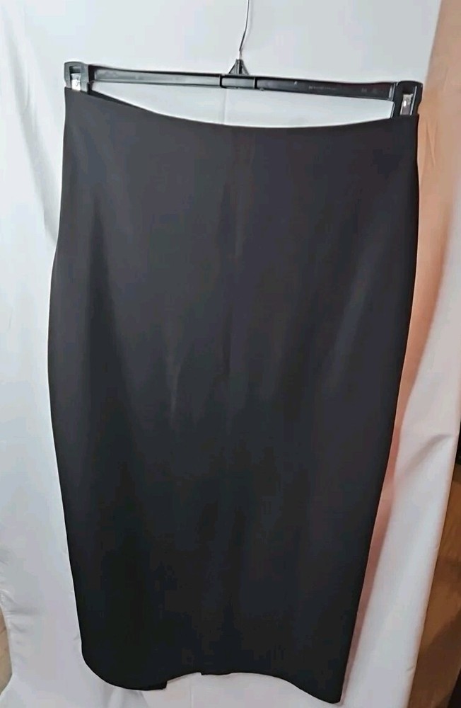 Thanx women's Pre-owned size 1X Black knit maxi skirt