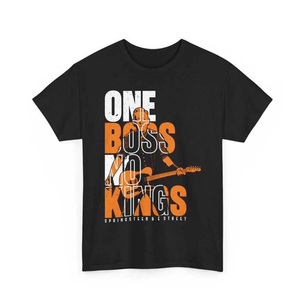 One Boss No Kings Bruce Springsteen Music Band Distressed Funny Gift T-Shirt