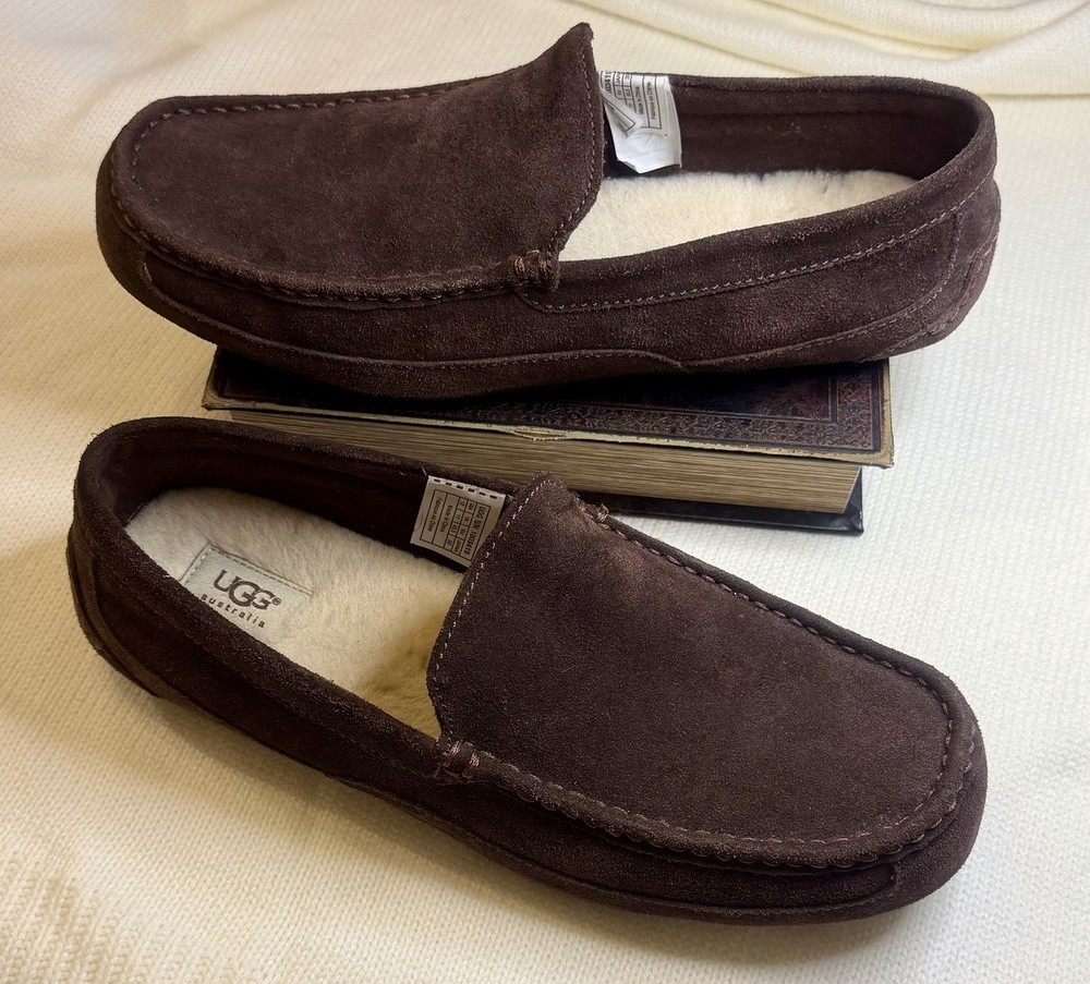 UGG Australia Men’s Dark Brown Suede Slip-On Moccasins Size 12