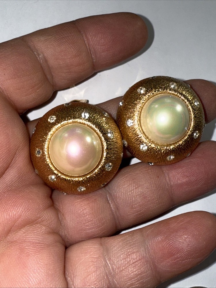 Christian Dior Germany Gold Rhinestone Mabe Pearl Clip On Earrings Vintage 30mm