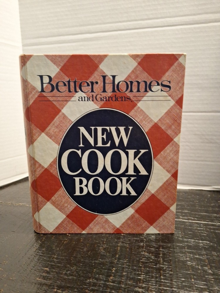 Better Home and Gardens New Cook Book sprial 1981-1987