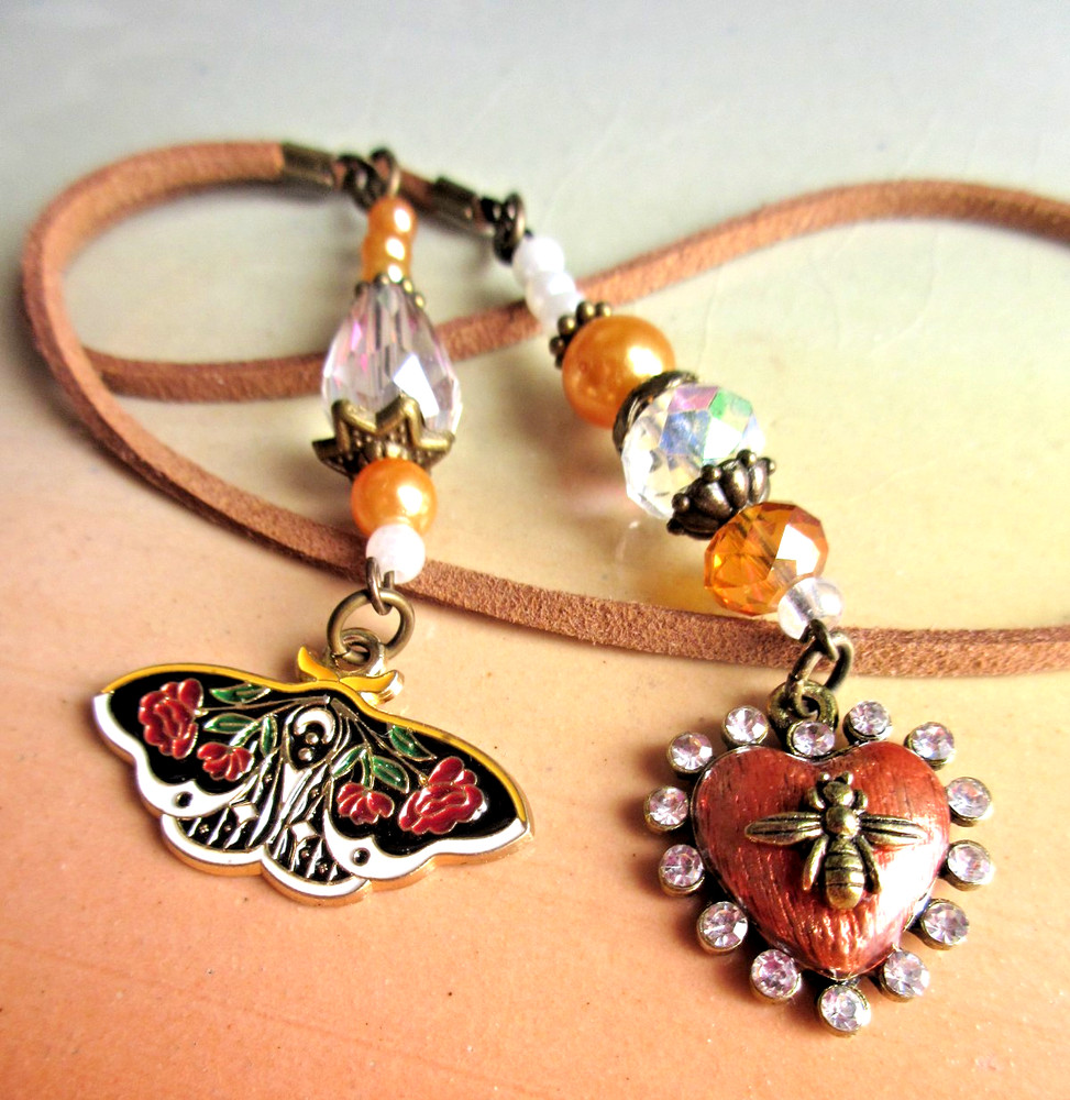 Flying Bee & Mystical Moth Rhinestone Heart Bookmark   18.5 inches