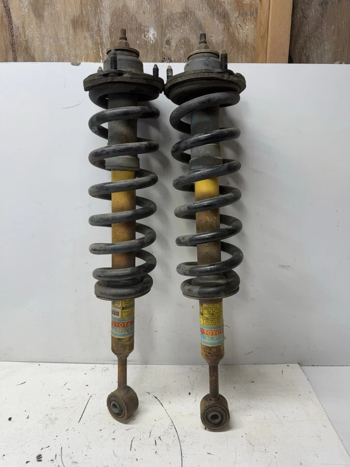 2008-2015 Toyota Tacoma Front Right Left Shock Absorber Set 48510-AD061 OEM 3963