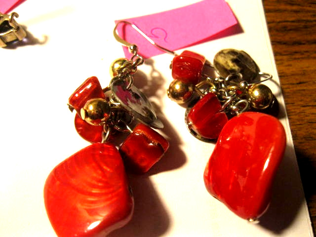 VINTAGE Chandelier/Dangle Earrings RED