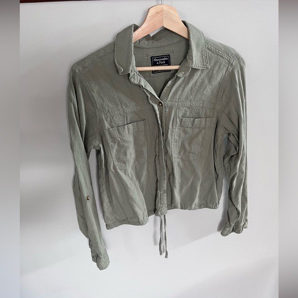 Abercrombie & Fitch Olive Green Cropped Button-Up Shirt Tie Waist Lightweight