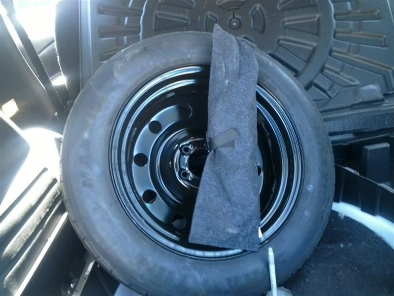 EDGE      2014 Jack 34270071 NO FOAM TRAY NO SPARE TIRE